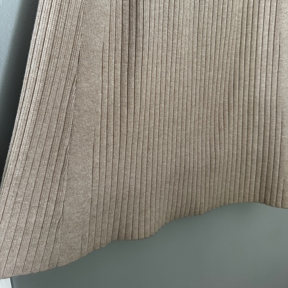 Ribbed Knit Skirt - Picture 6 of 7